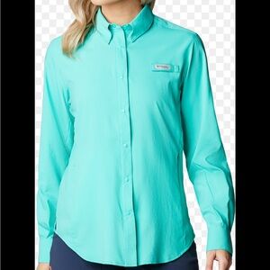 Columbia Turquoise Button-Up Shirt